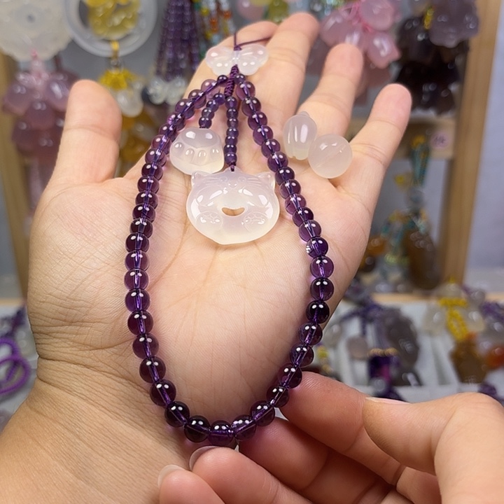 ?****?手腕款手机链紫色款招财猫