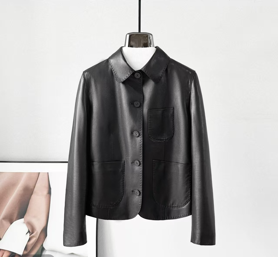 2025海宁新款百搭方领百分值糅绵羊皮衣女装外套时尚简约休闲大气