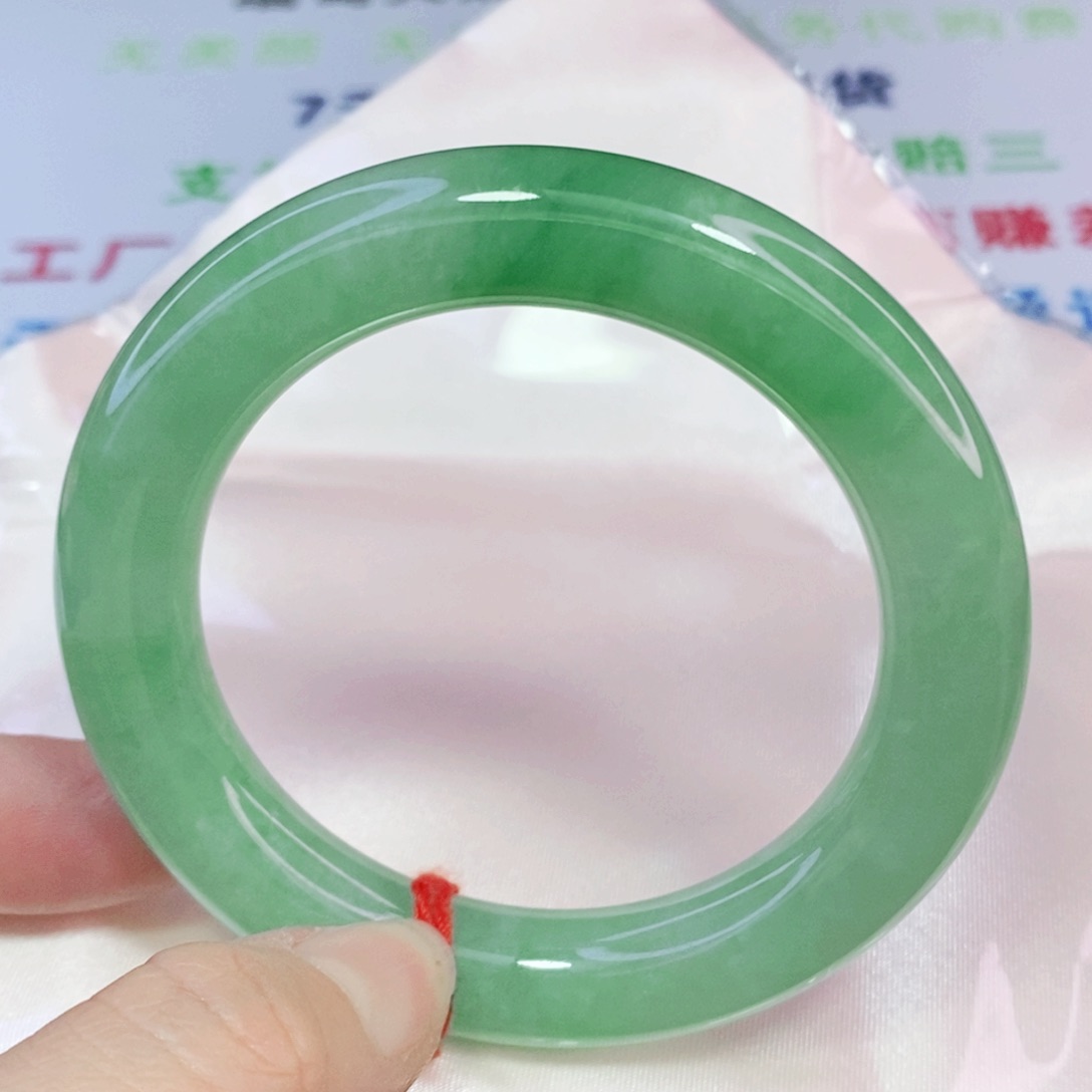 未镶嵌手镯翡翠54.5圆镯