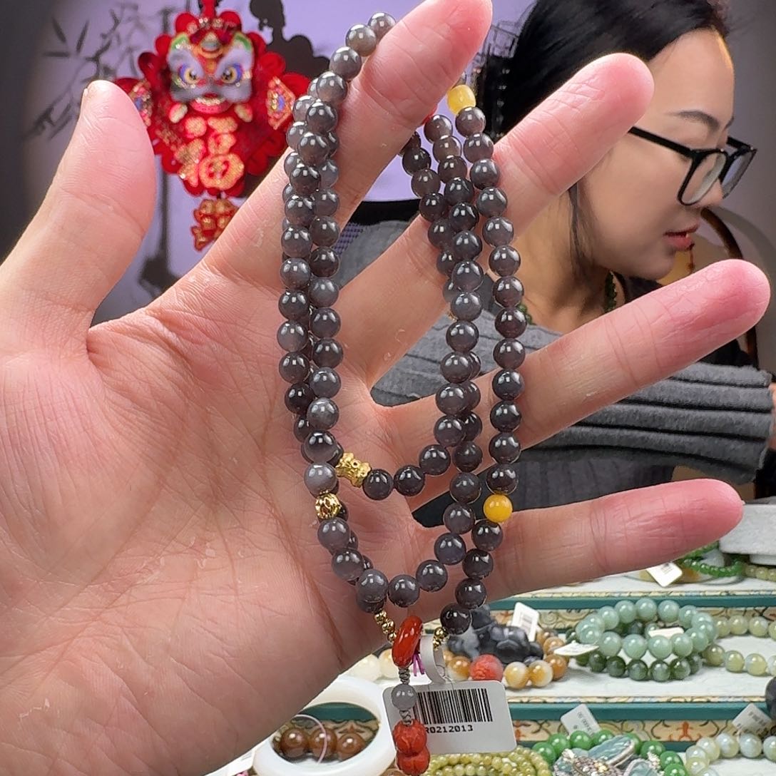 和田玉拍一发一未镶嵌