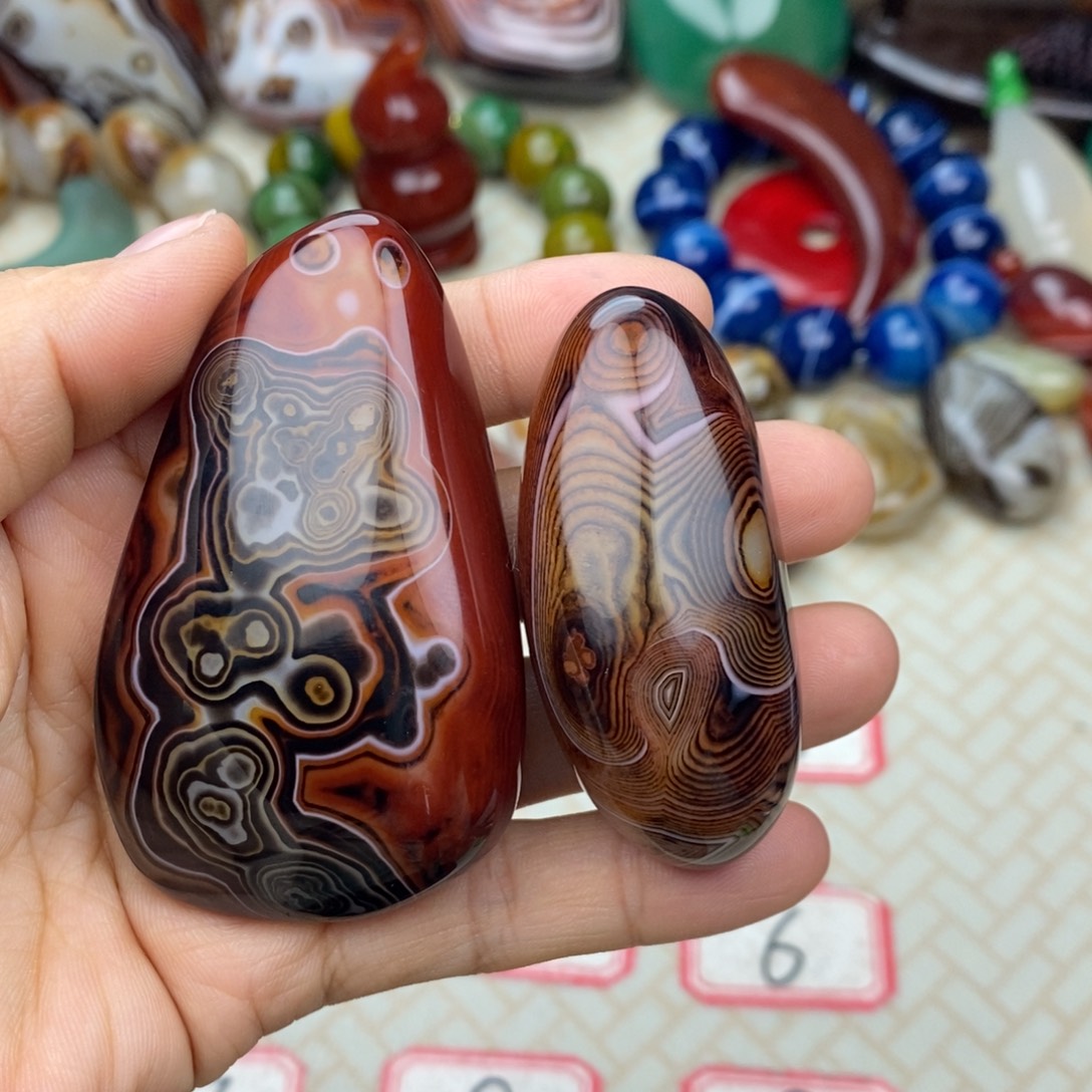 平***安玛瑙/玉髓未镶嵌颈饰