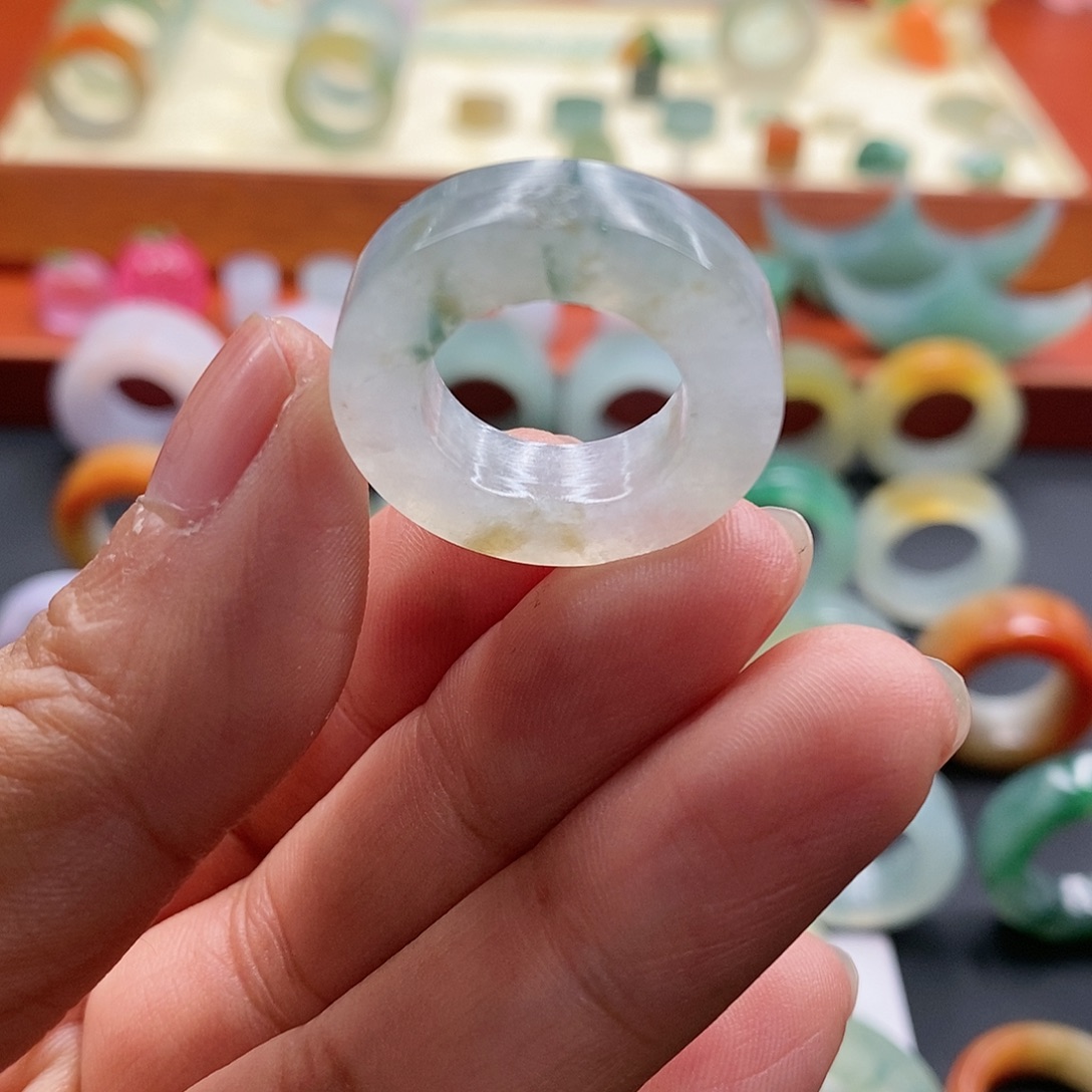 定制翡翠未镶嵌9-16圈口