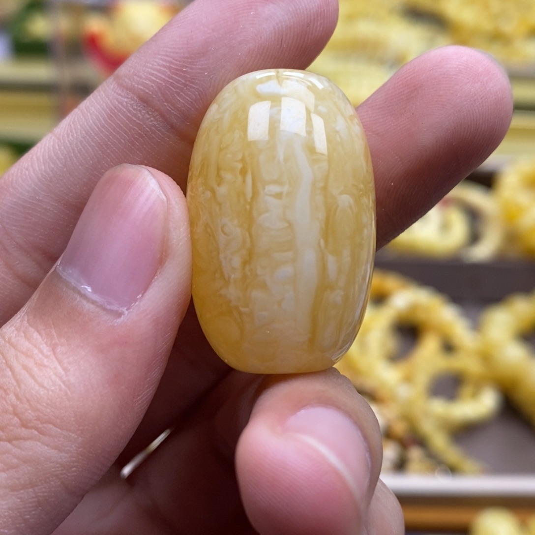 马***克琥珀未镶嵌裸石蜜蜡