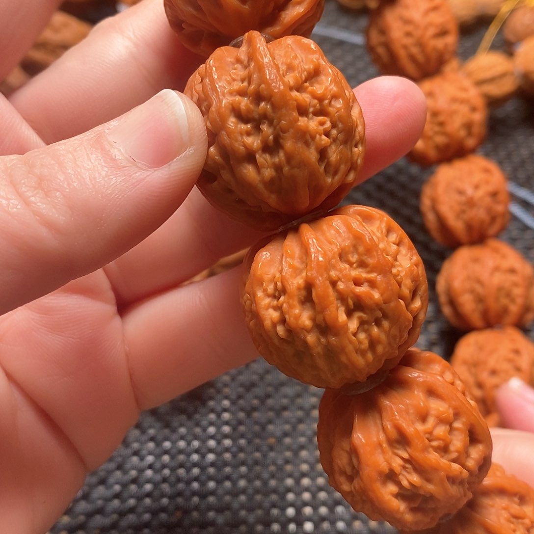 文玩核桃手串用****3八棱麒麟纹