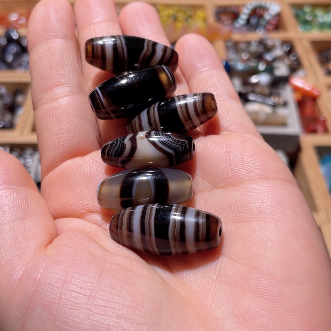 玛瑙/玉髓未镶嵌珠宝半成品