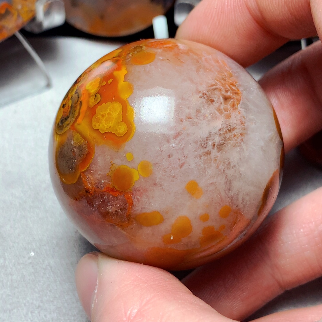 李***发玛瑙/玉髓未镶嵌战国红