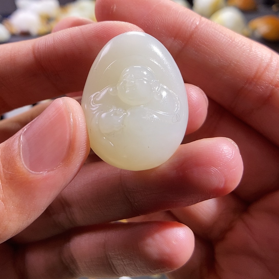 和田玉颈饰未镶嵌