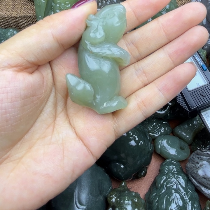 和田玉未镶嵌挂件