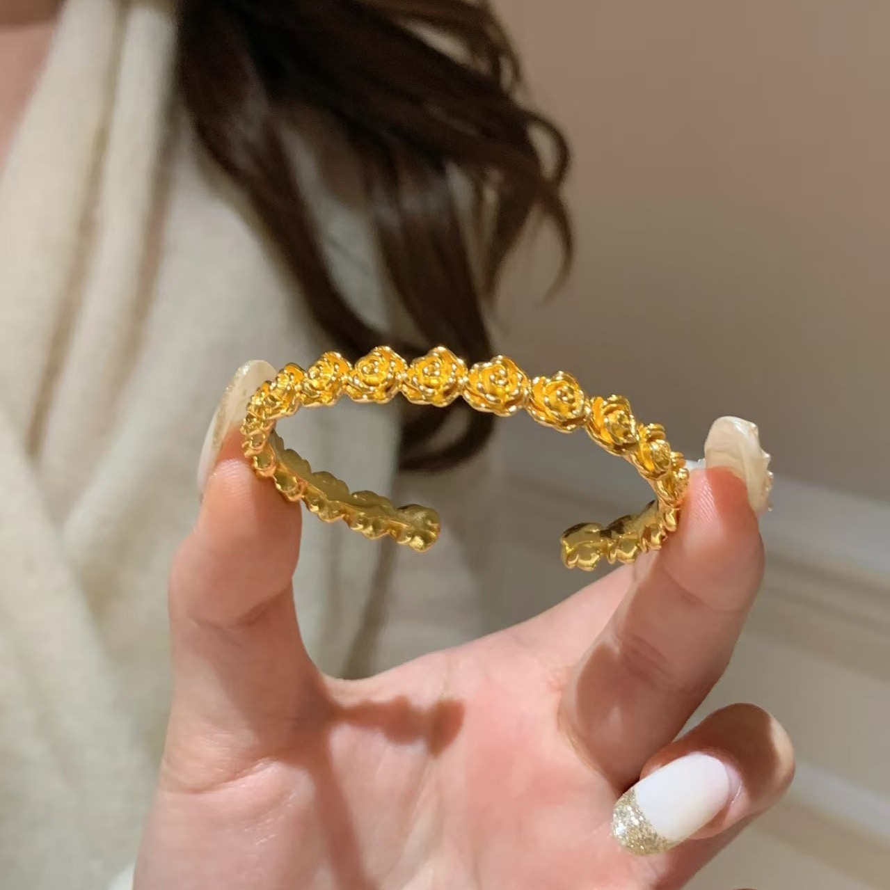 铜合金手镯 不掉色复古宫廷风玫瑰花手镯立体雕刻小众设计感手饰