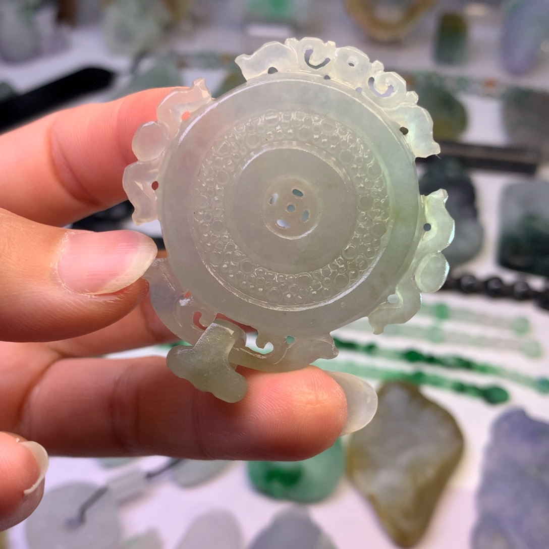 定制翡翠未镶嵌翡翠