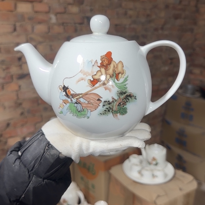 库存微瑕单孔水壶