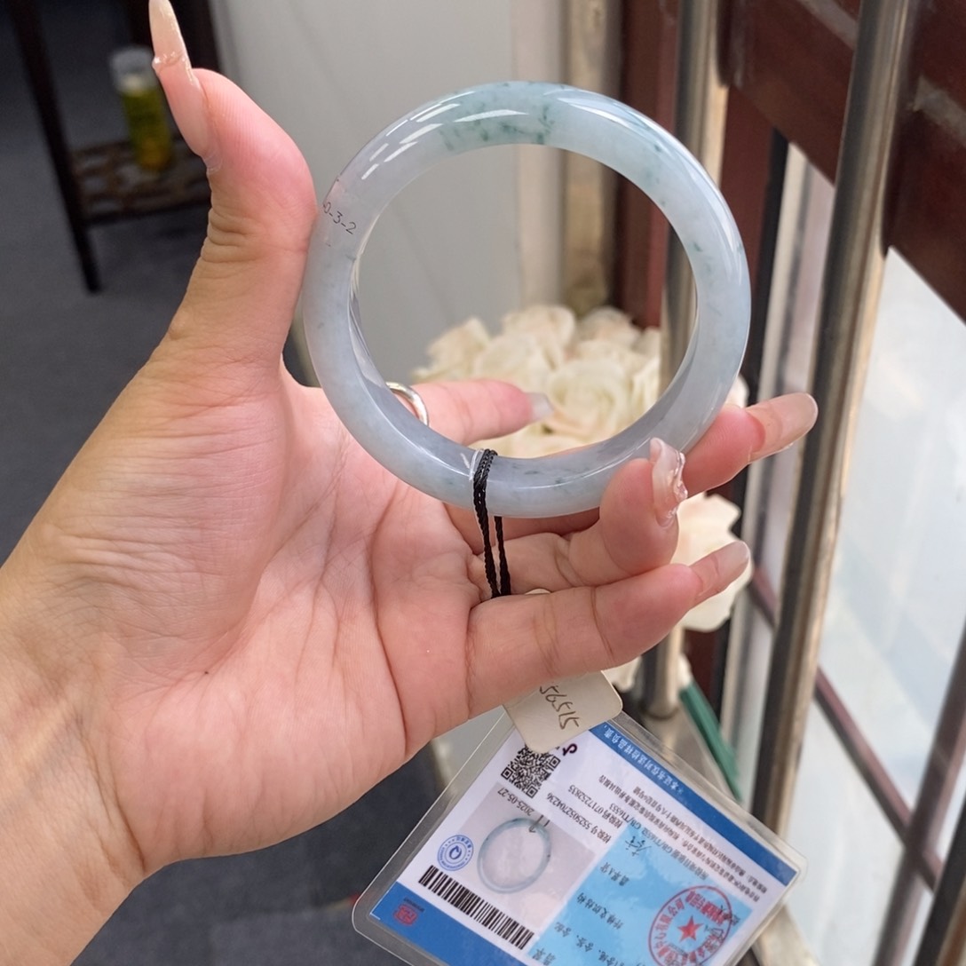翡翠手镯未镶嵌2*57口