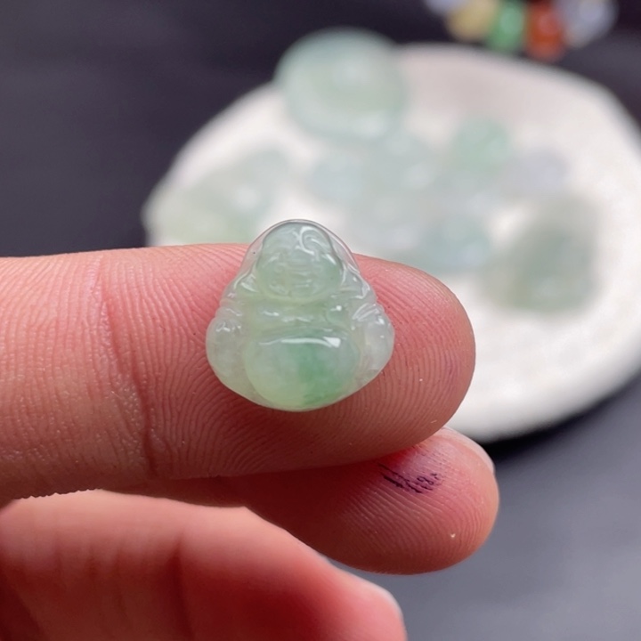 颈饰未镶嵌翡翠10