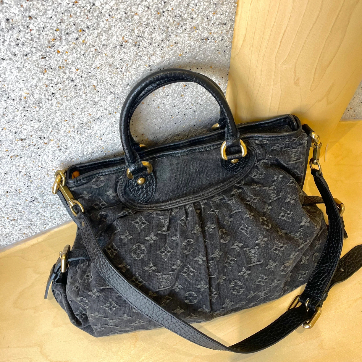 95新 LouisVuitton/路易威登 路易威登/单肩包/9070