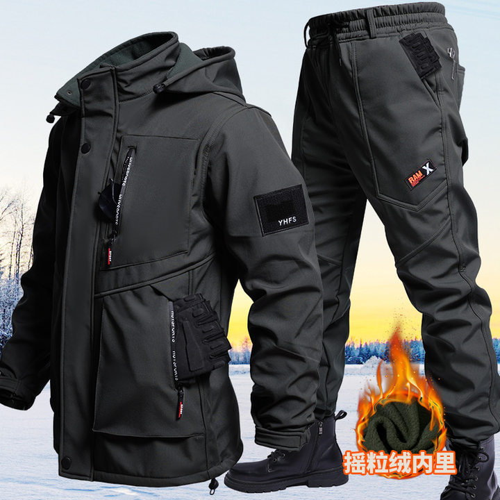 秋冬季加绒防水冲锋衣宽松抗风休闲登山工作服劳保干活工装