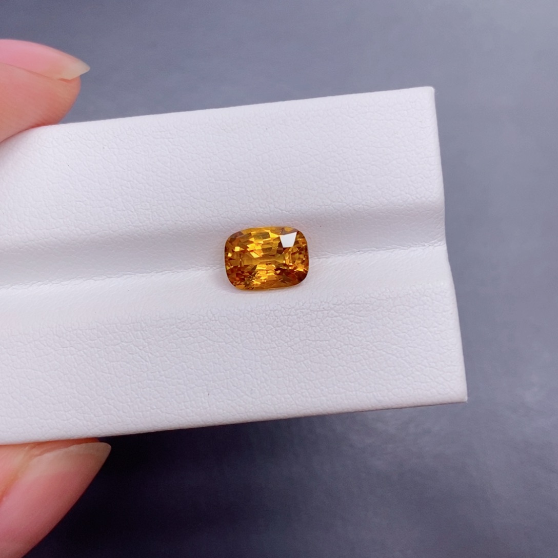 裸石蓝宝石2.2克拉