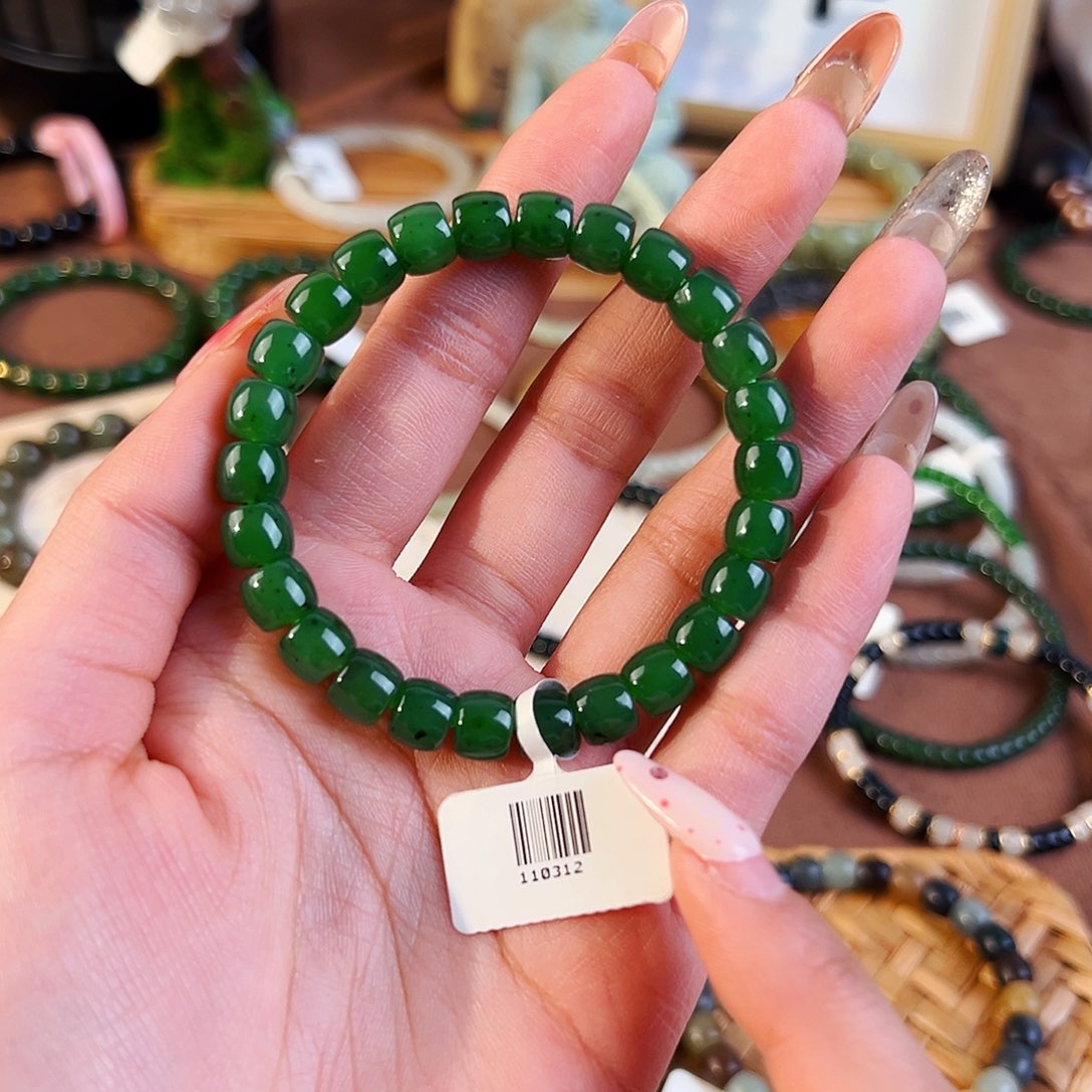 和田玉未镶嵌手串