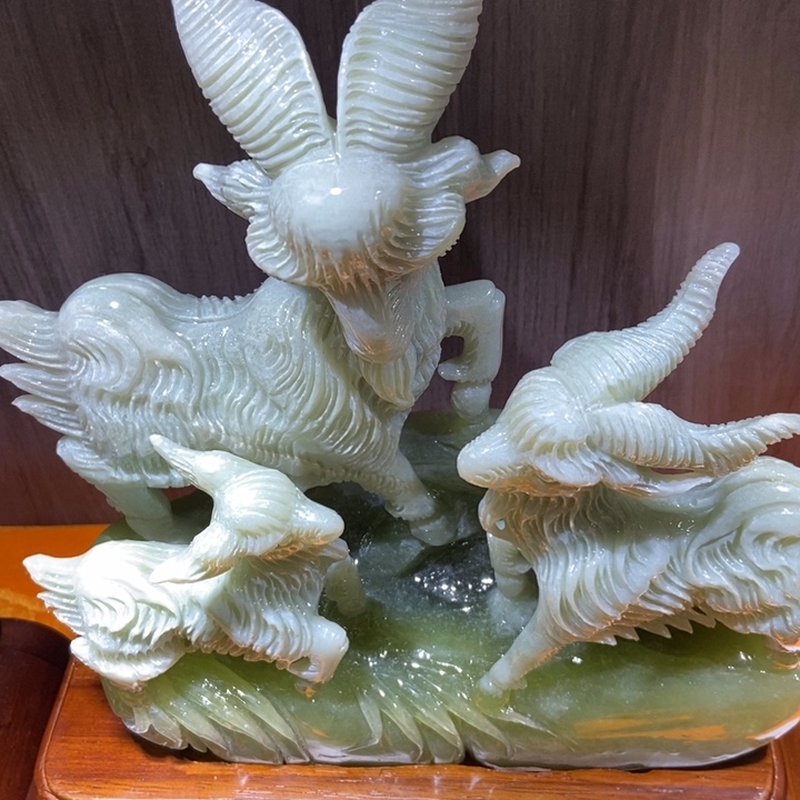 蛇纹石玉（覆膜）珠宝奇石合金