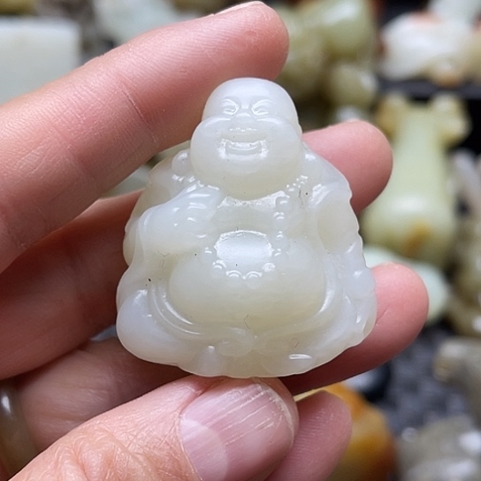 和田玉（糖玉）未镶嵌颈饰