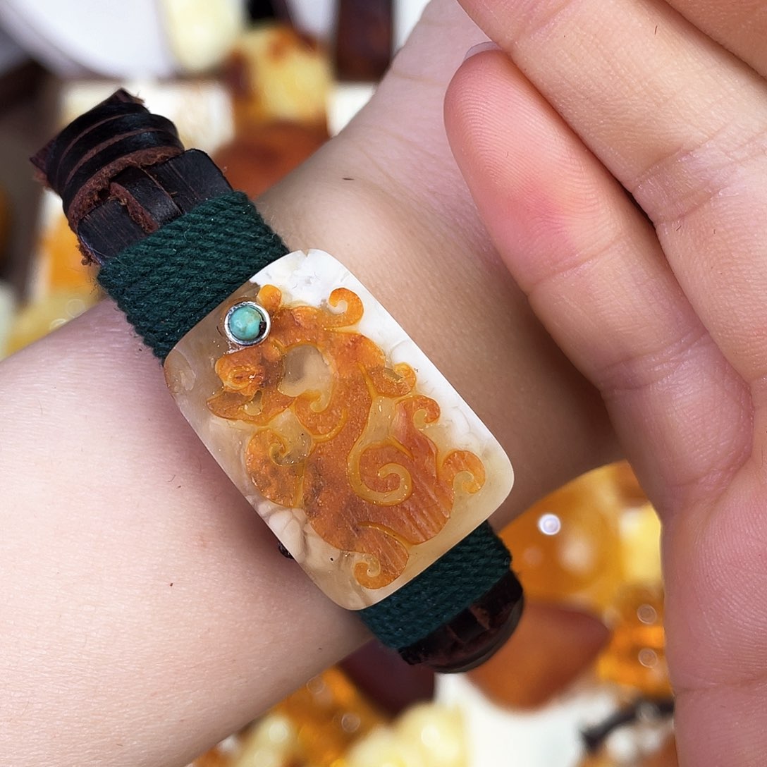 琥珀珠宝奇石未镶嵌我