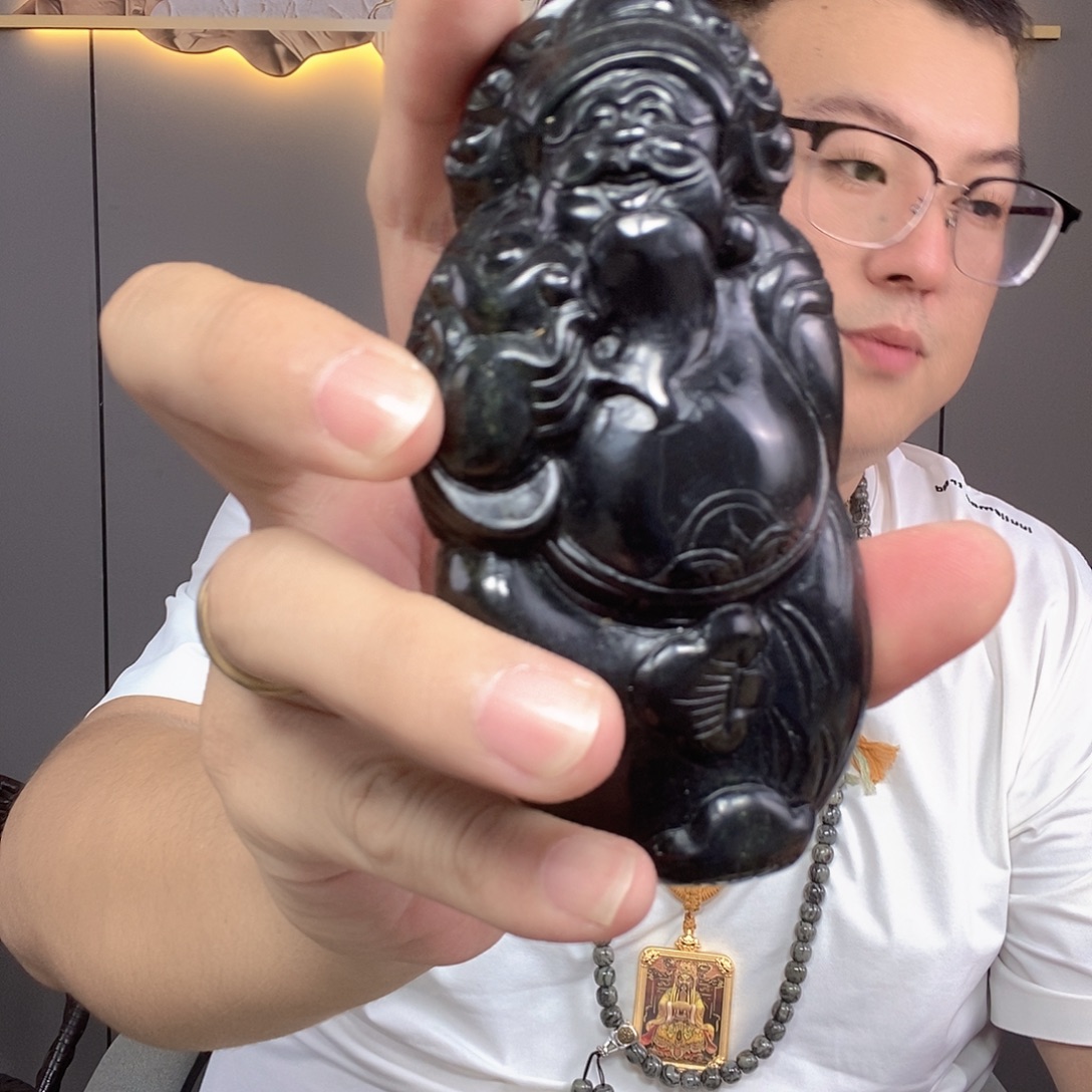 未镶嵌岫岩河磨玉（透闪石质玉）珠宝奇石