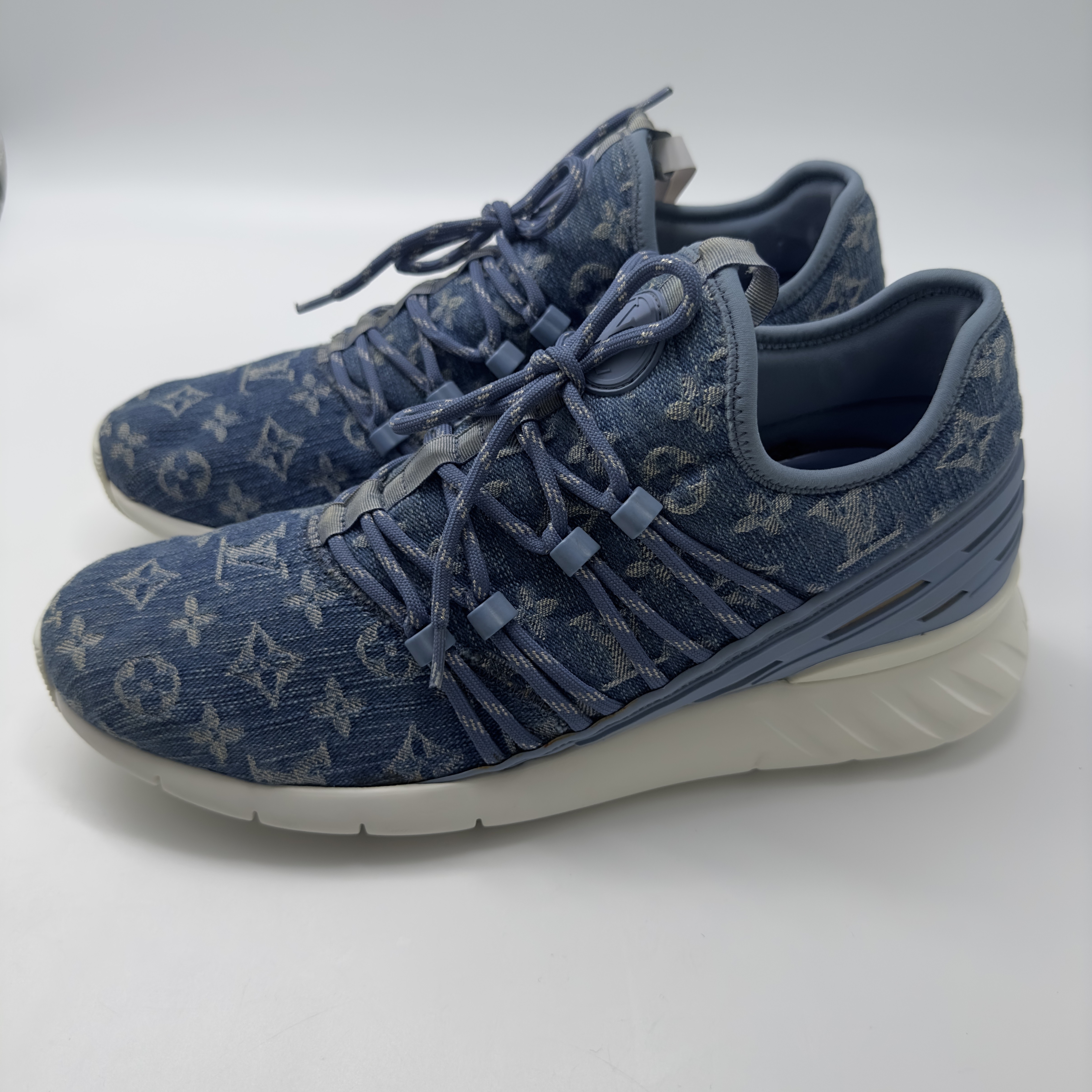 99新 LouisVuitton/路易威登 牛仔老花休闲舒适透气运动鞋 41码