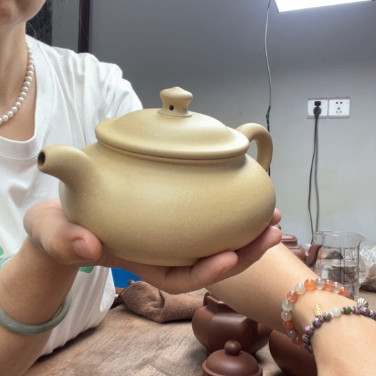 茶壶紫砂一本山绿泥