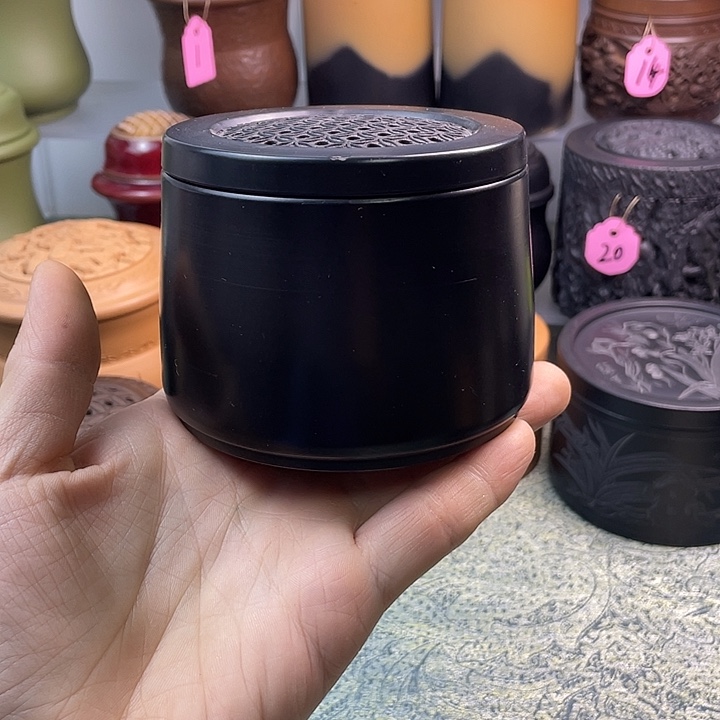 一对黑色马蹄，微瑕