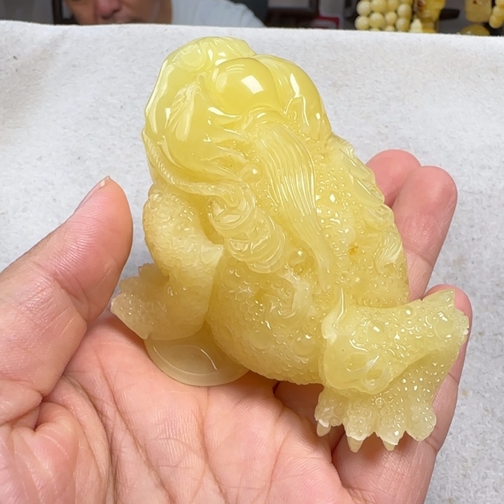 未镶嵌蜜蜡珠宝奇石