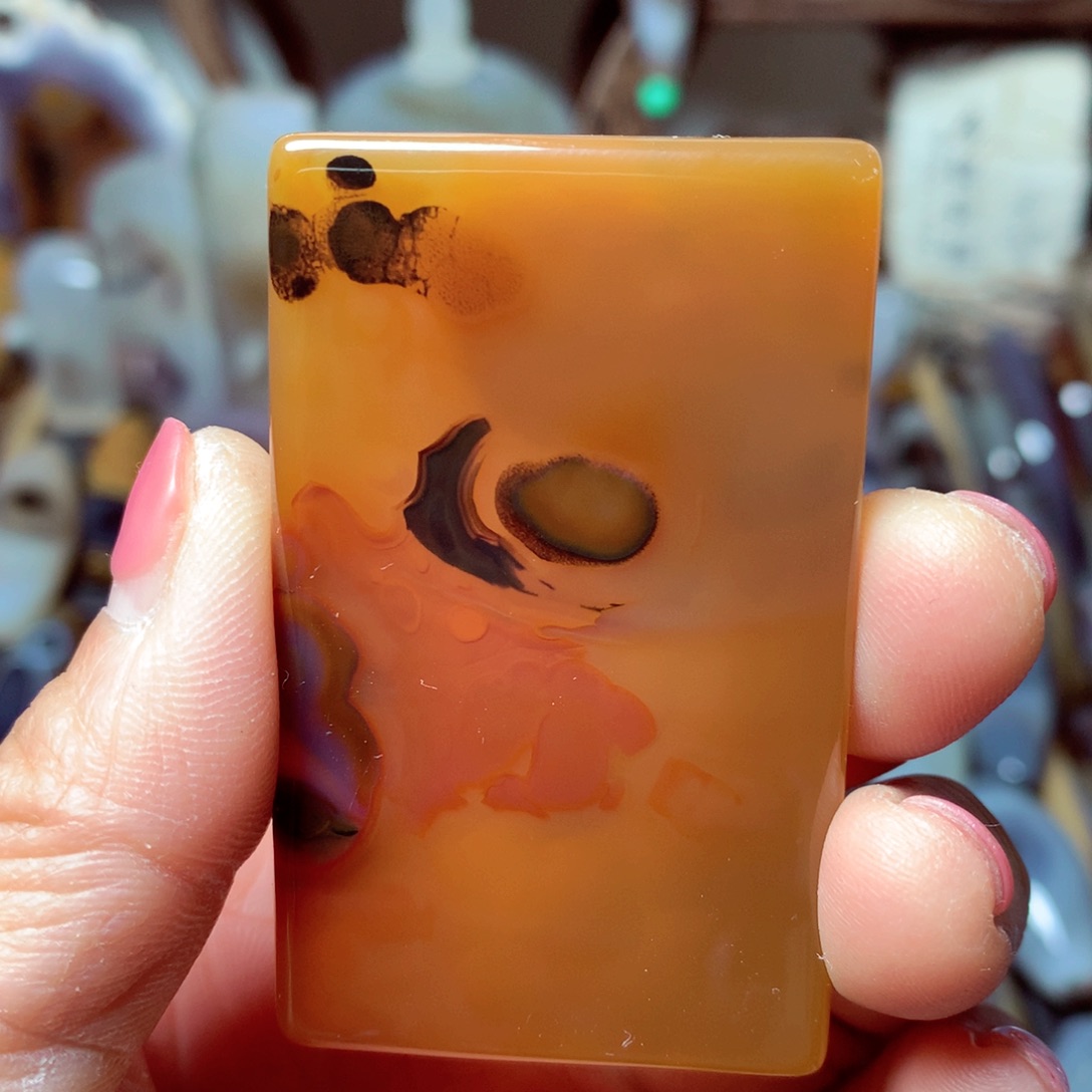 玛瑙/玉髓颈饰未镶嵌