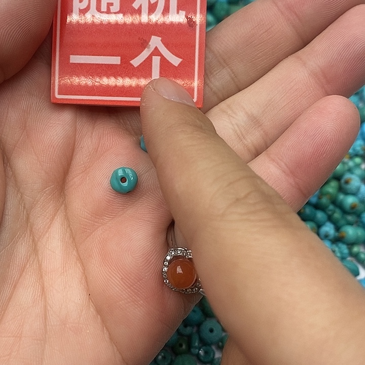 南红玛瑙未镶嵌珠宝奇石