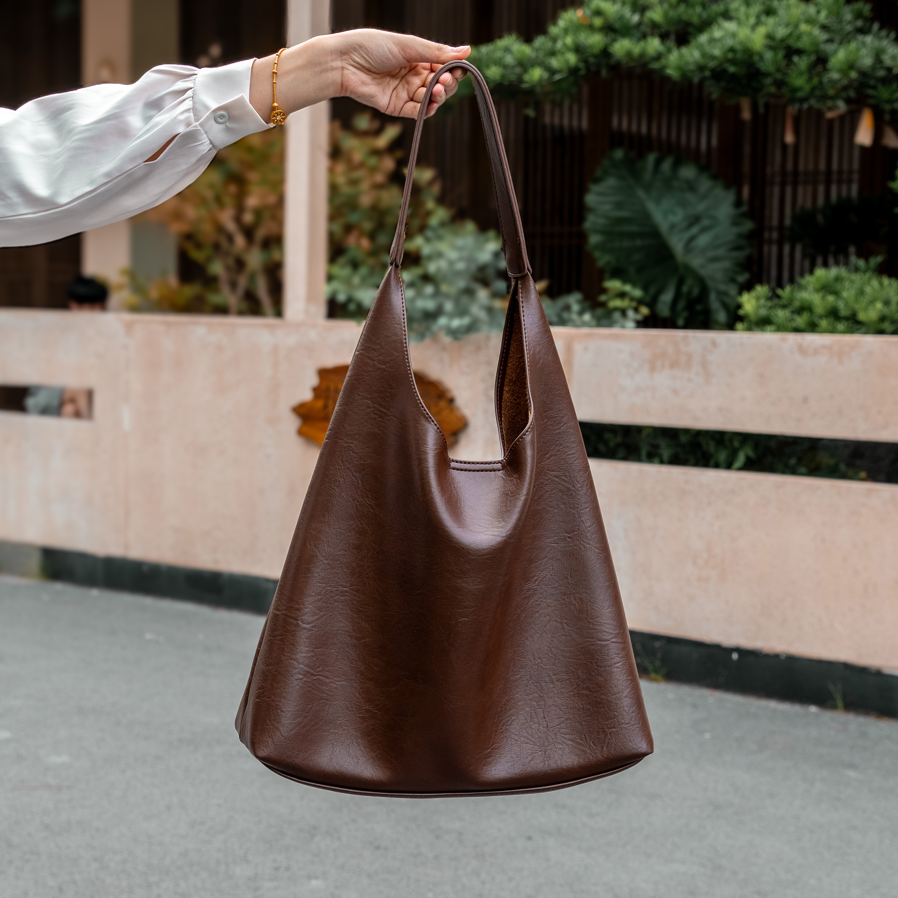 【秋季上新】一体式单肩托特包时尚百搭上班专用包腋下包8102