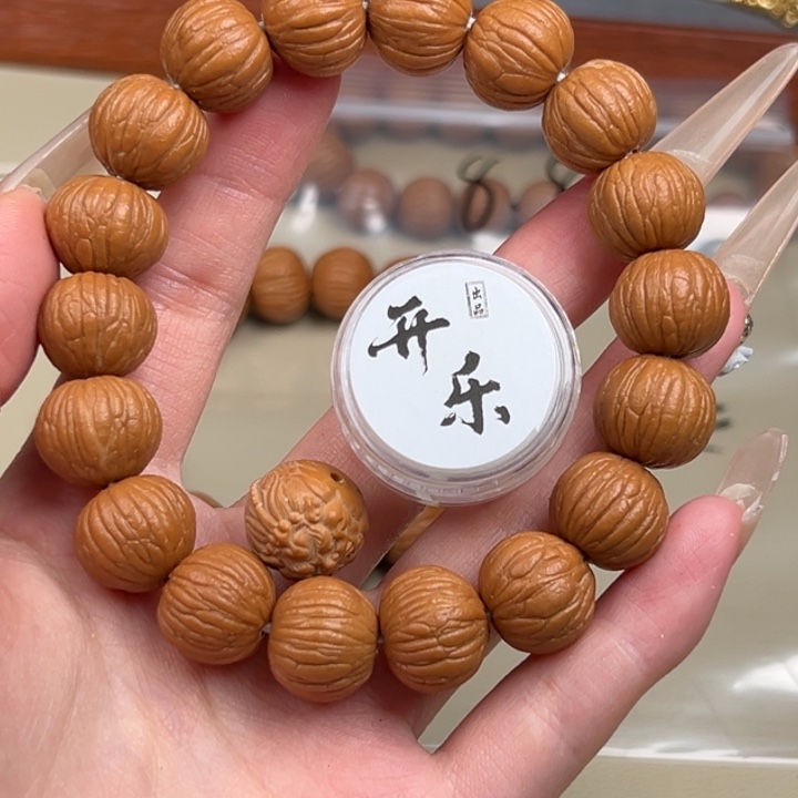 猴头核桃手串土豪8.8福利