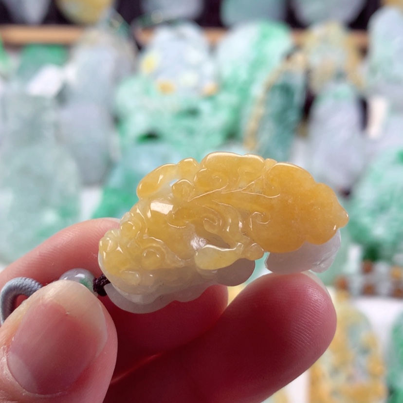 【闪购商品】翡翠吊坠(不含链)未镶嵌