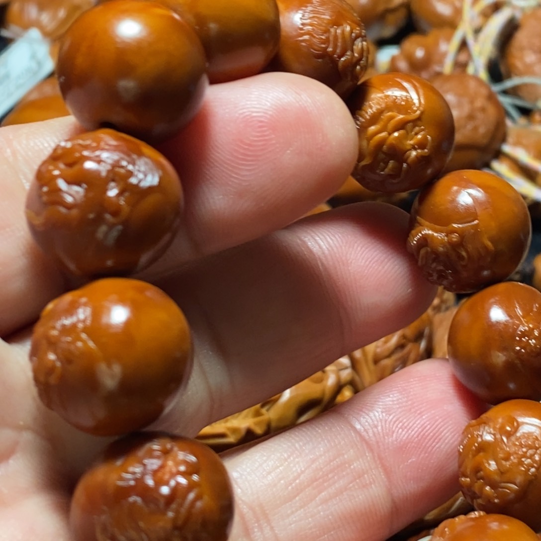 橄榄核手串/手链靳***?橄榄核老料纯手工假一赔四