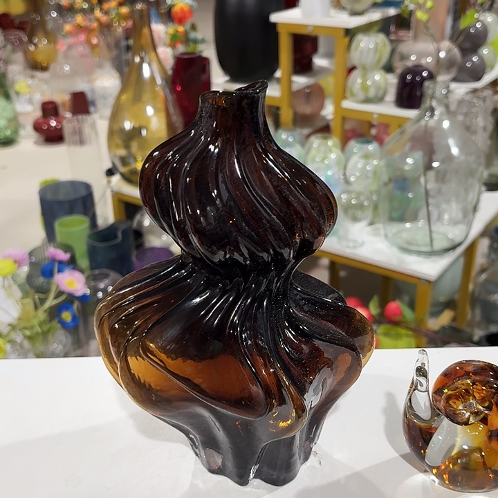 高度28厘米467889花瓶