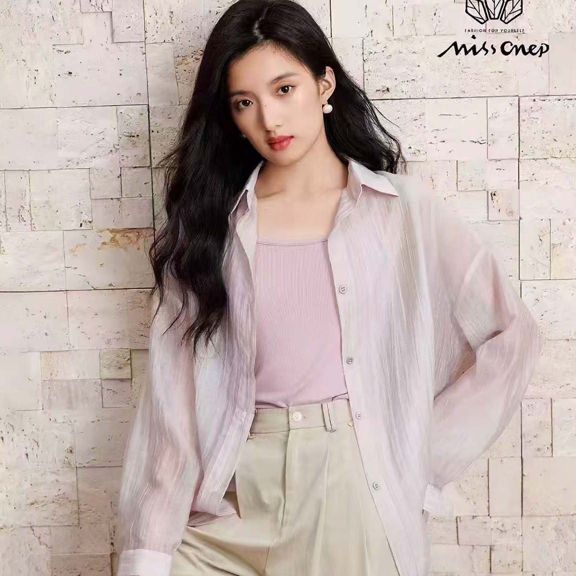 爆款秋季宽松防晒衬衫女外搭设计感小众上衣