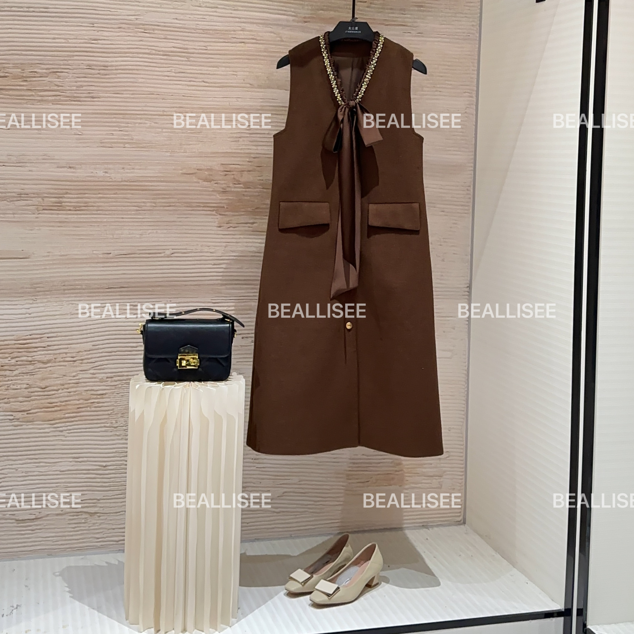 【宠粉价】秋冬新款无袖显瘦国风时尚宽松连衣裙W-A1563