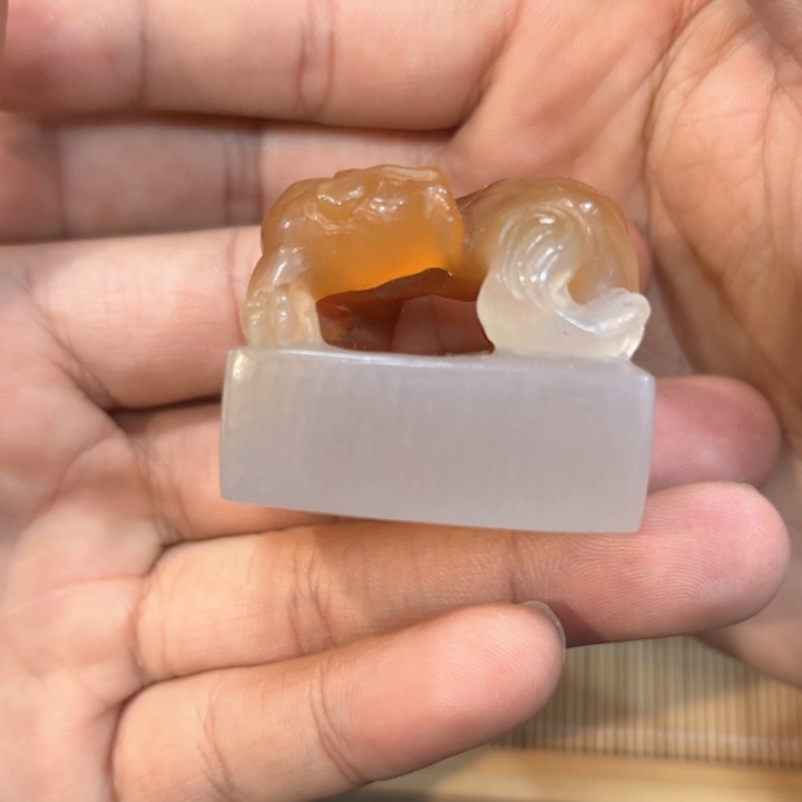 石英质玉颈饰未镶嵌