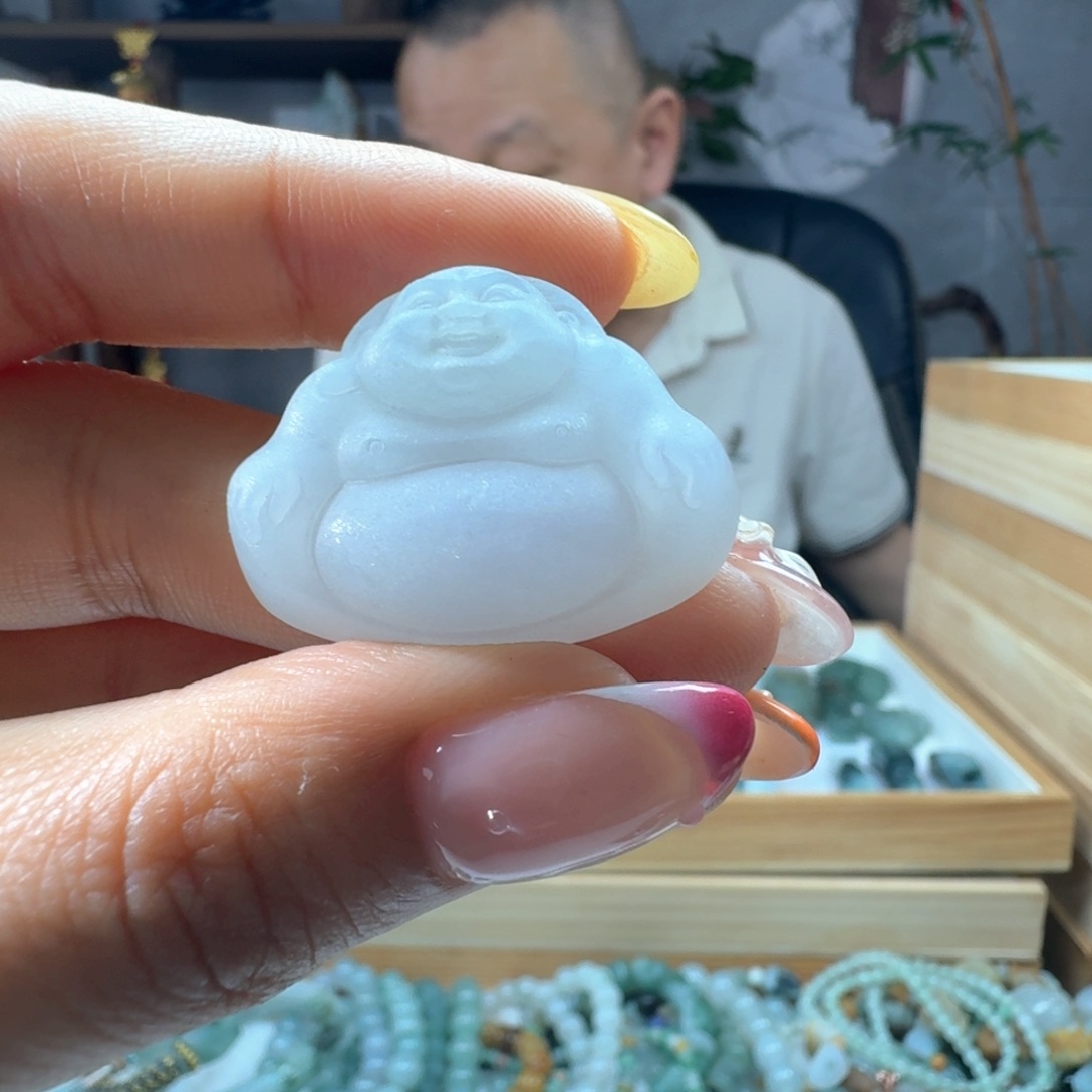 定制翡翠未镶嵌佛公