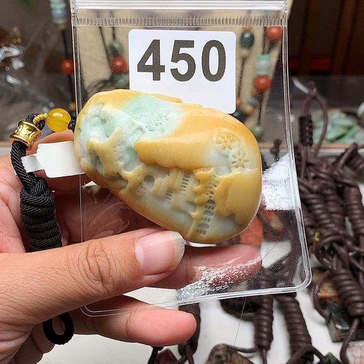 翡翠颈饰未镶嵌紫**主翡翠