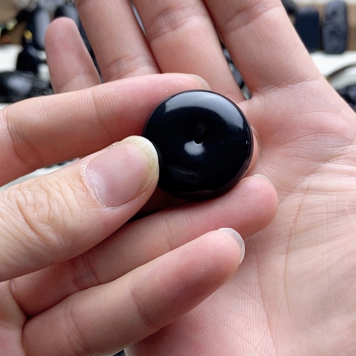 未镶嵌手链和田玉（墨玉）98墨平安扣