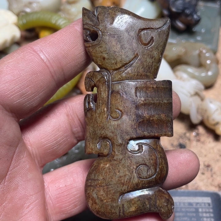 和田玉（糖玉）未镶嵌颈饰