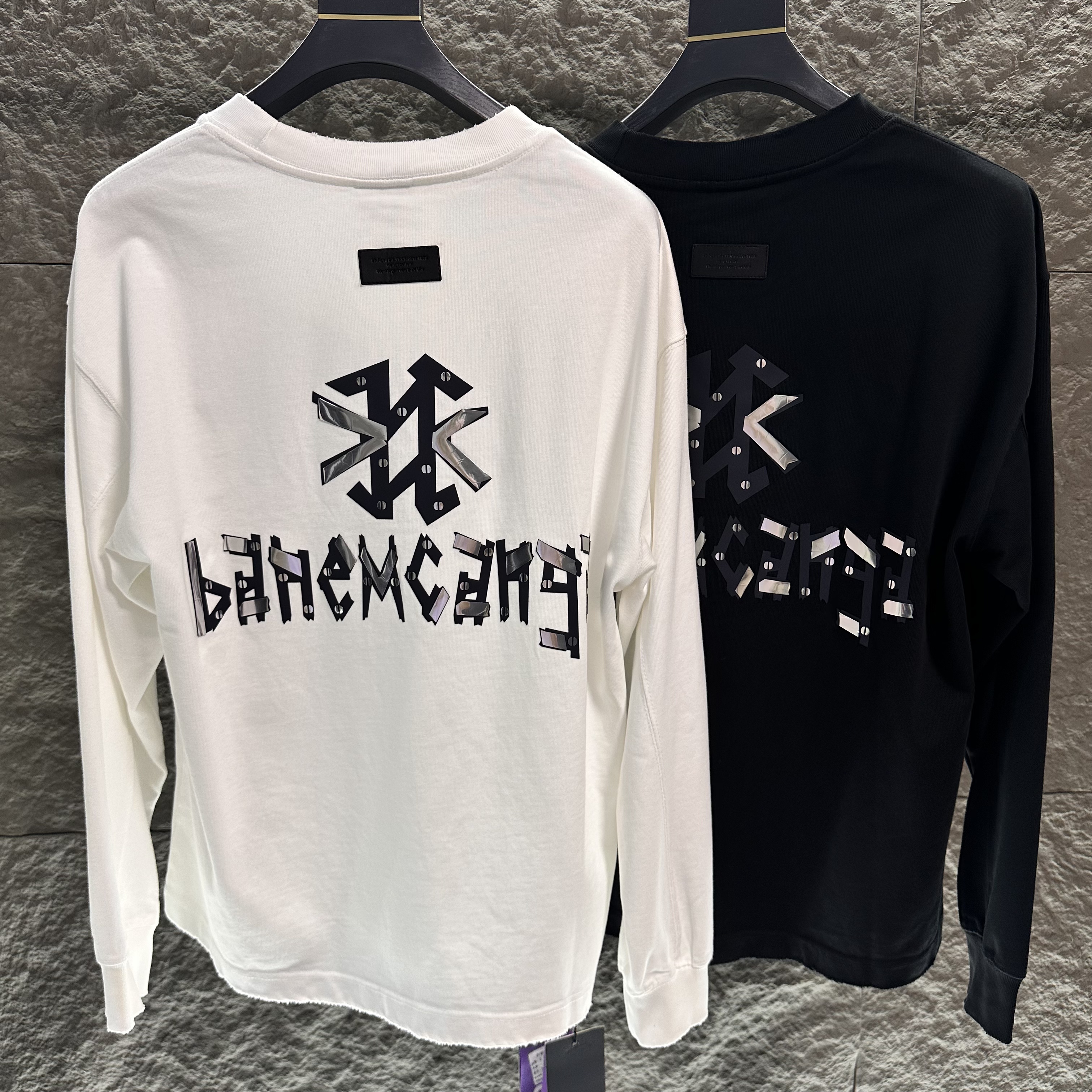 秋季新款激光镭射潮奢时尚圆领破洞做旧上衣长袖纯棉