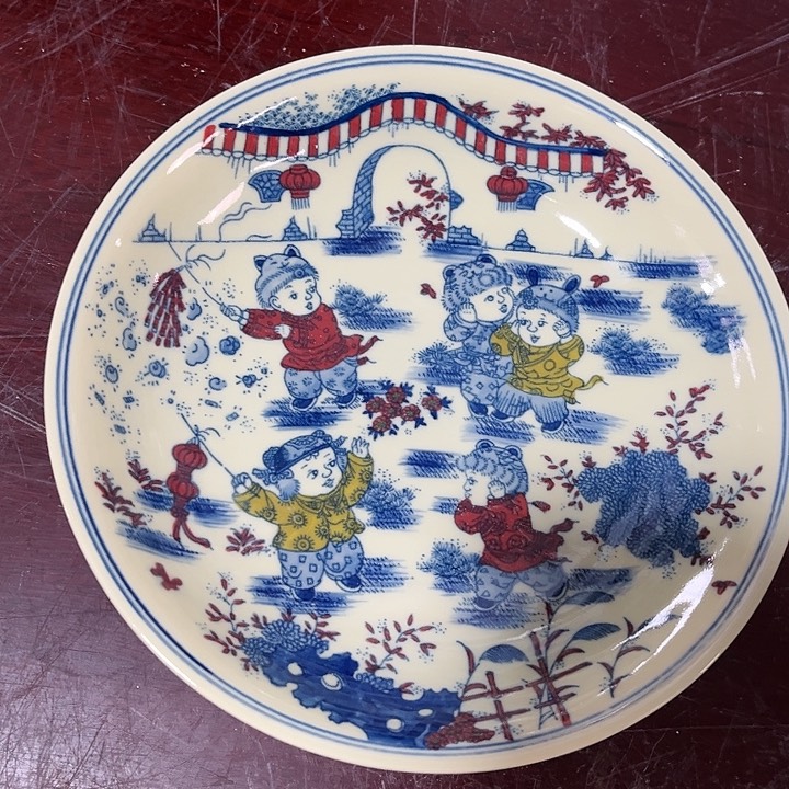 瓷片直径20厘米……黄