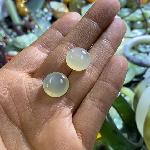 岫玉耳环未镶嵌一对