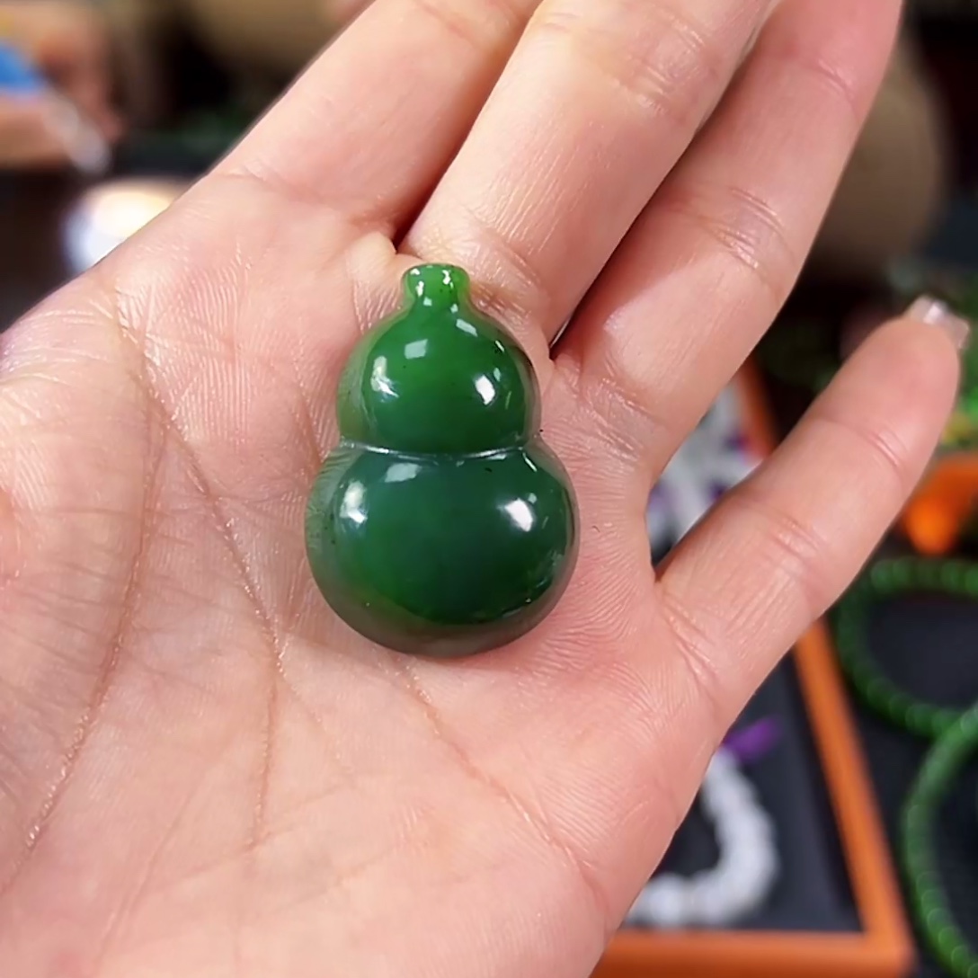 和田玉（碧玉）未镶嵌颈饰绑绳