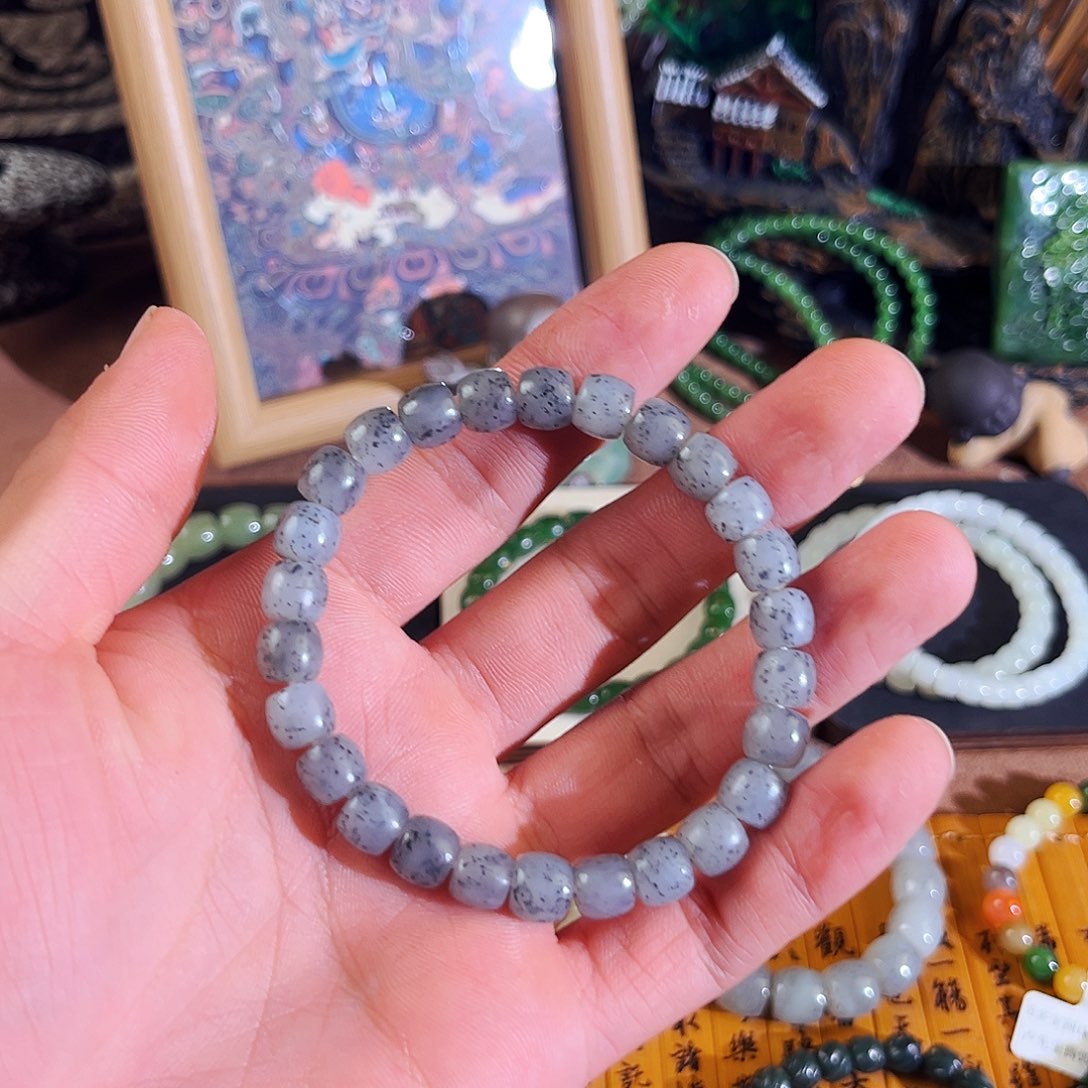 和田玉未镶嵌手链