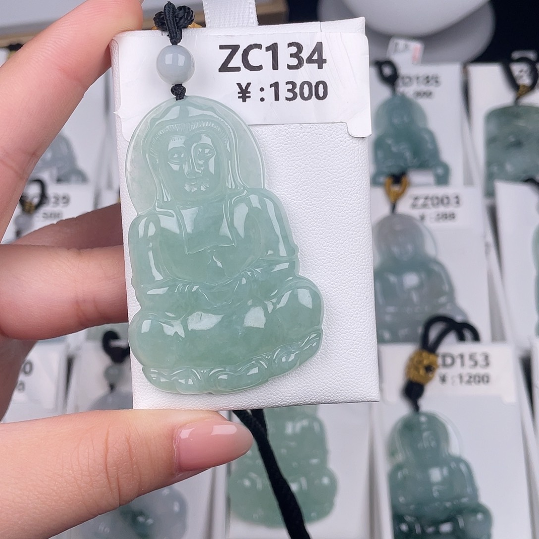 翡翠未镶嵌颈饰zc134