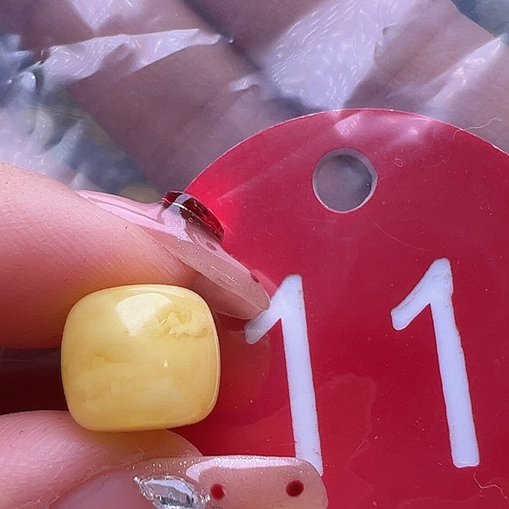 蜜蜡裸石未镶嵌10mm老型